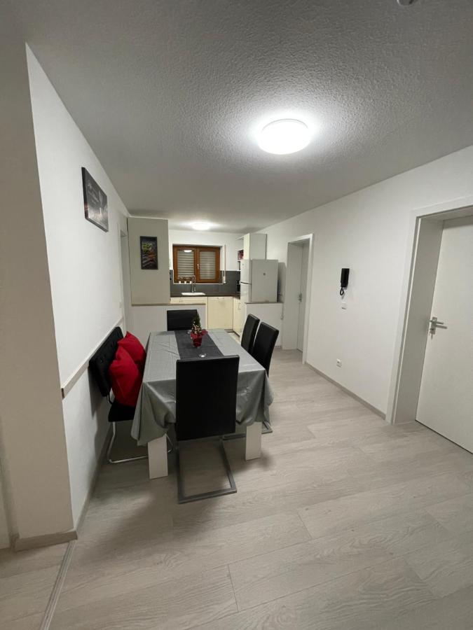 Relax&Easy Apartment Karlsruhe Bagian luar foto